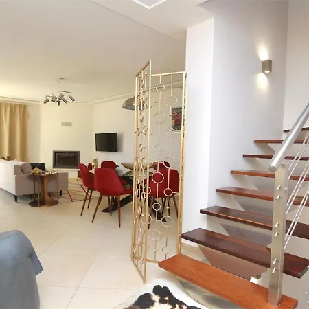 Do Cacho Cleverdetails 216, 6 Adultos 2 Criancas Zona Tranquila * Vilamoura